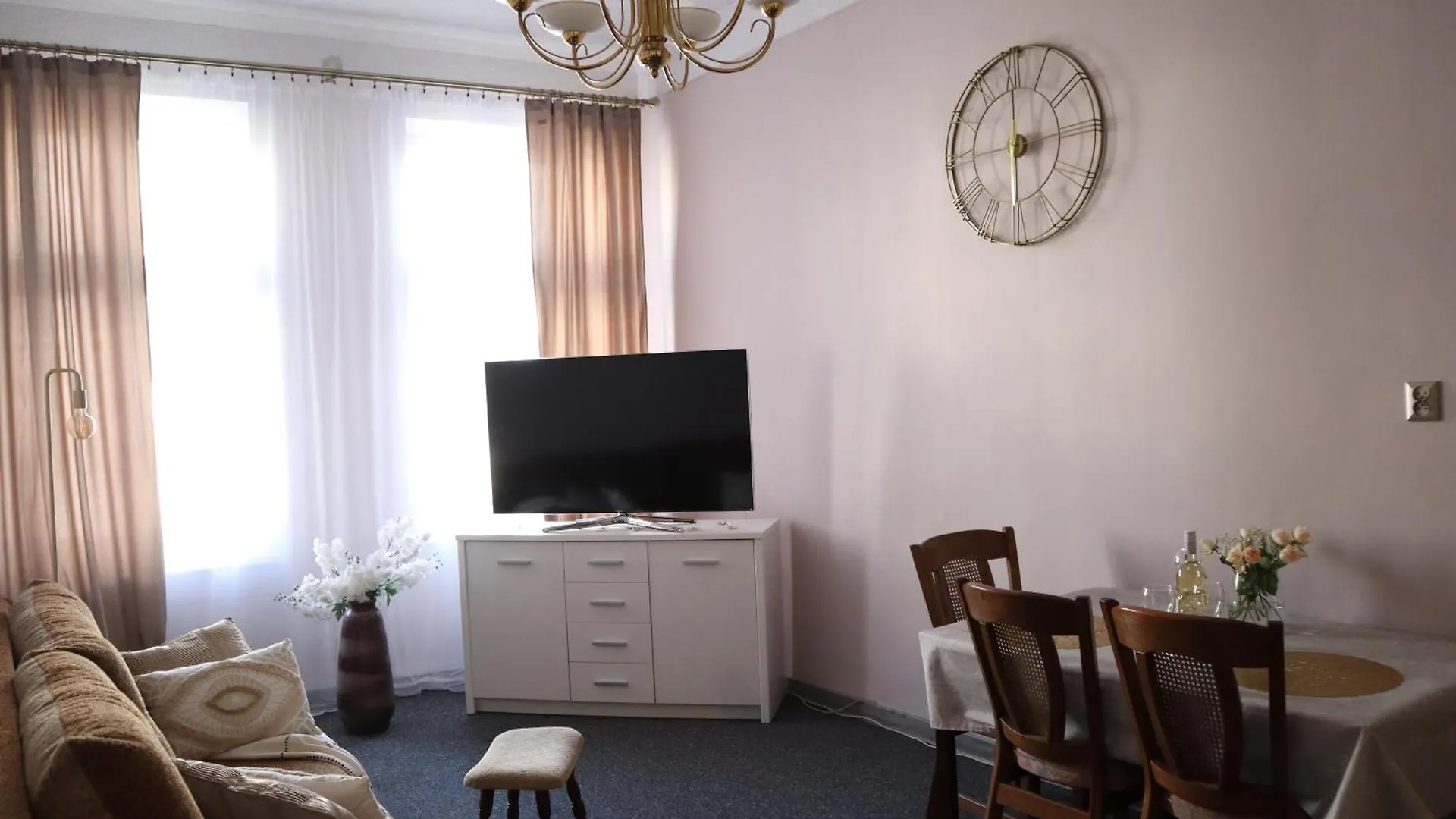 Apartment 555 Flat - 55 M² Mieszkanie, 5 Min - Dworzec Glowny Krakow