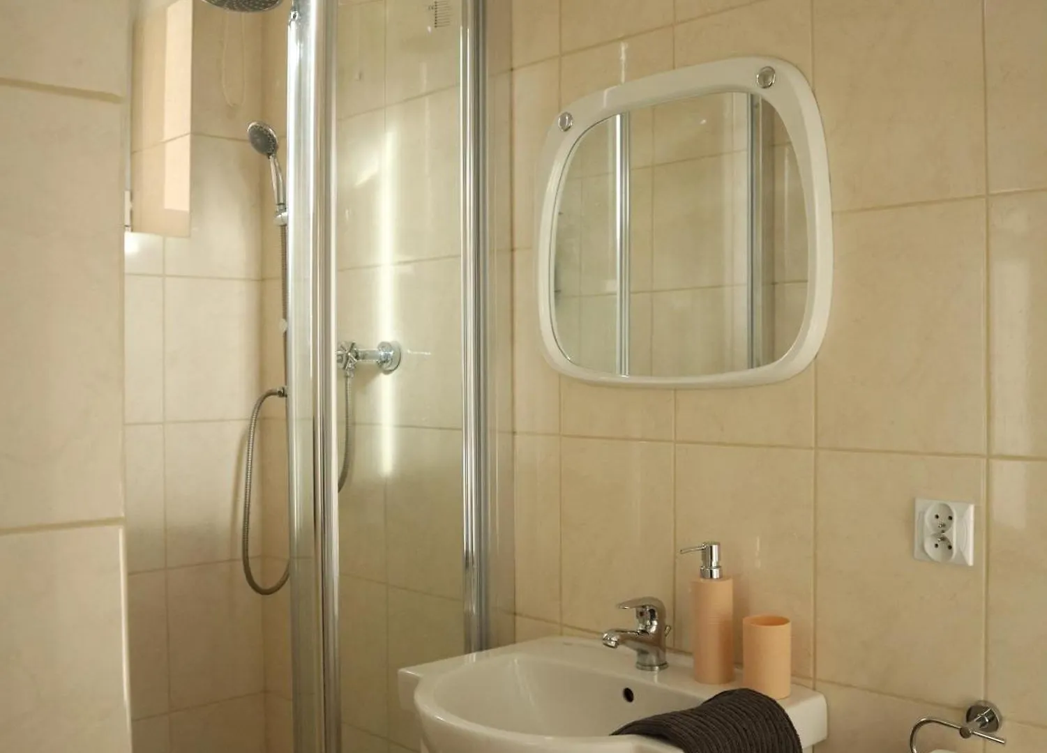 555 Flat - 55 M² Mieszkanie, 5 Min - Dworzec Glowny Krakow