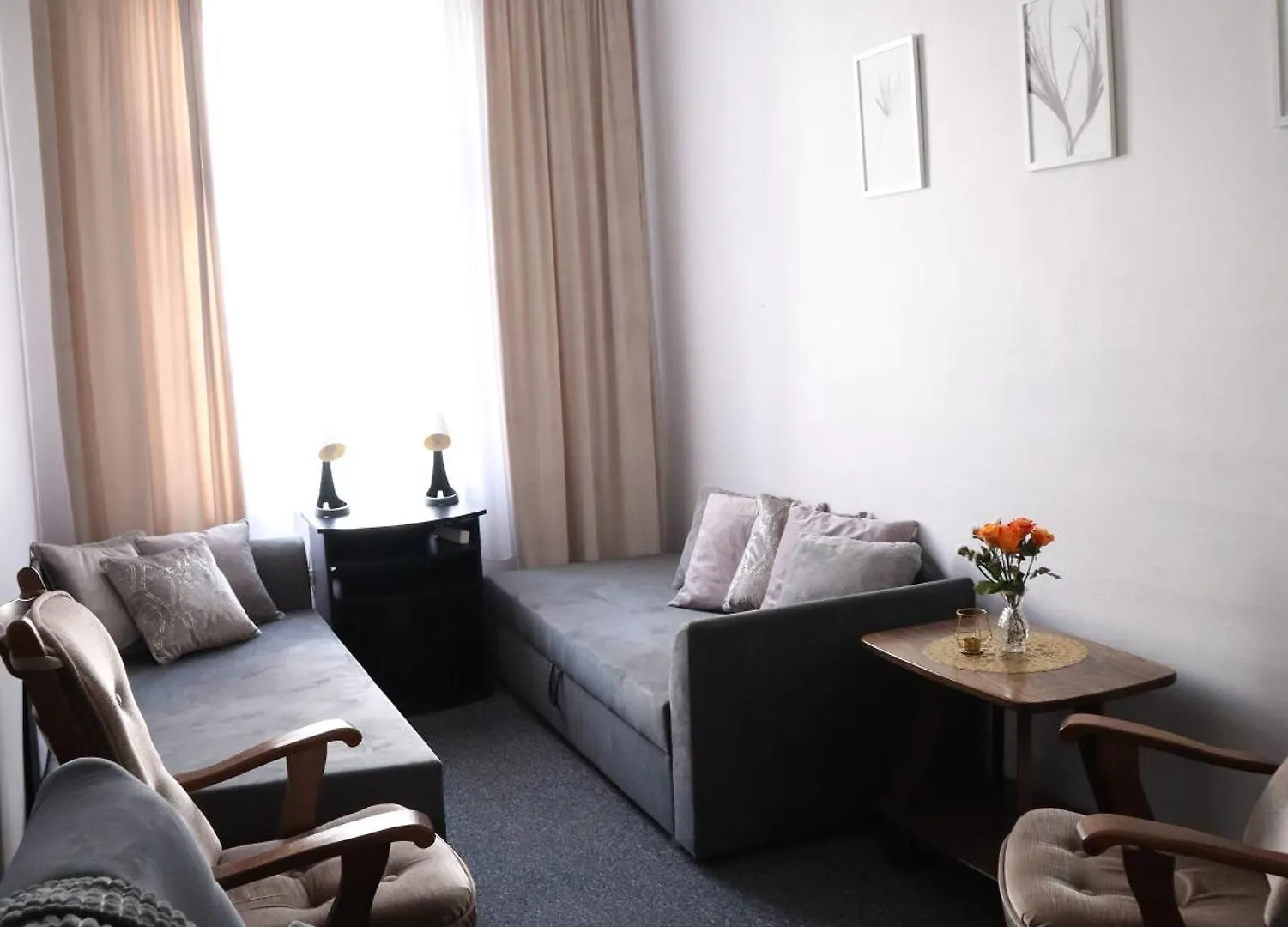 555 Flat - 55 M² Mieszkanie, 5 Min - Dworzec Glowny Krakow Poland