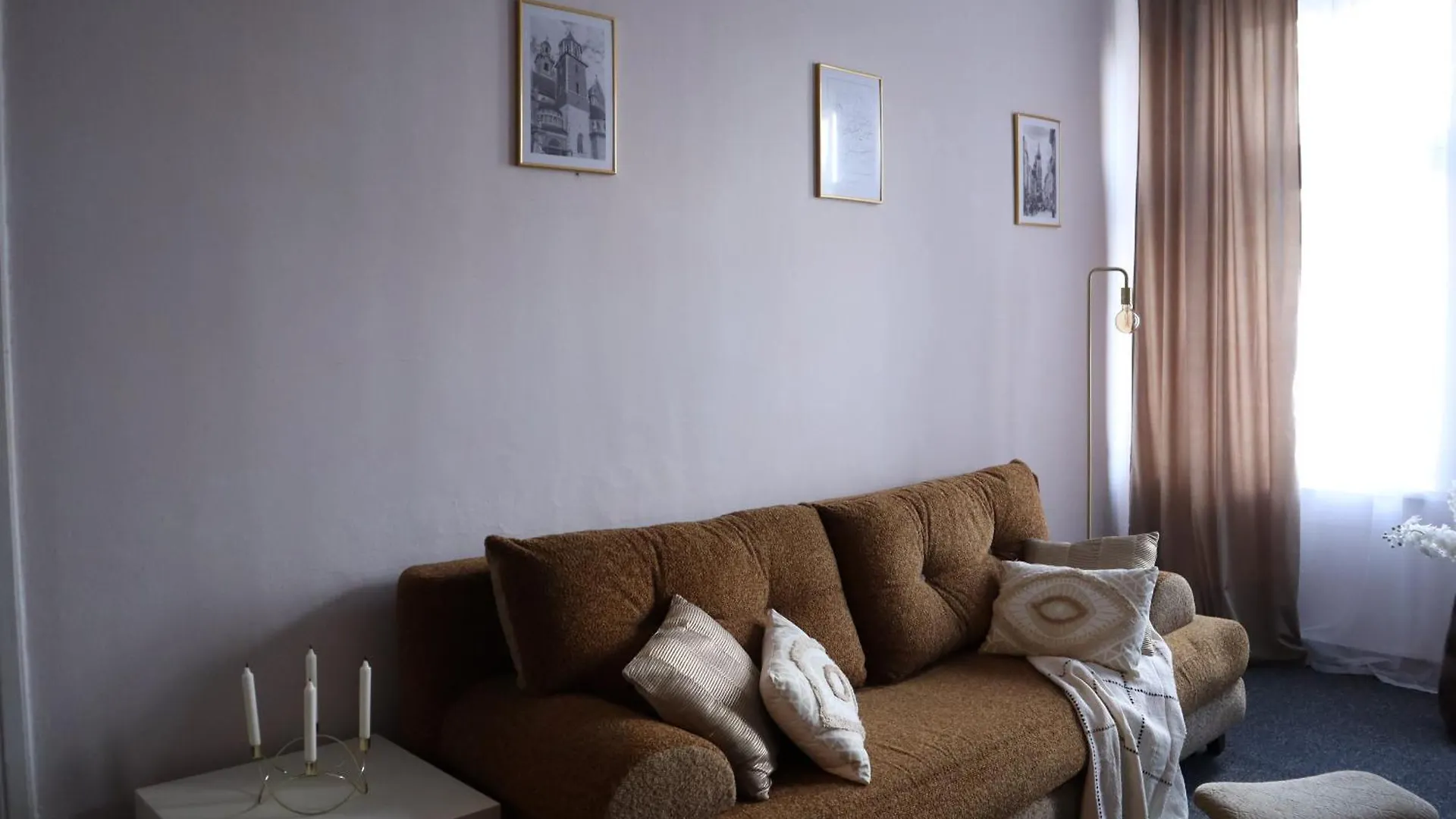 555 Flat - 55 M² Mieszkanie, 5 Min - Dworzec Glowny Krakow Apartment
